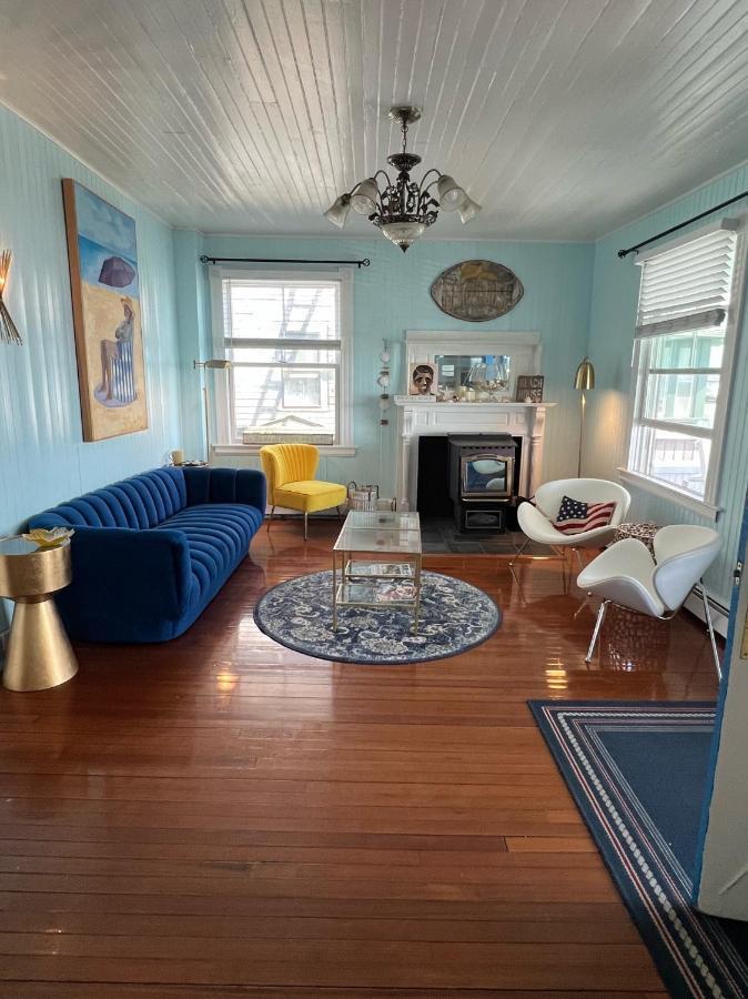 Inkwell Beach Cottage Оук-Блаффс Экстерьер фото