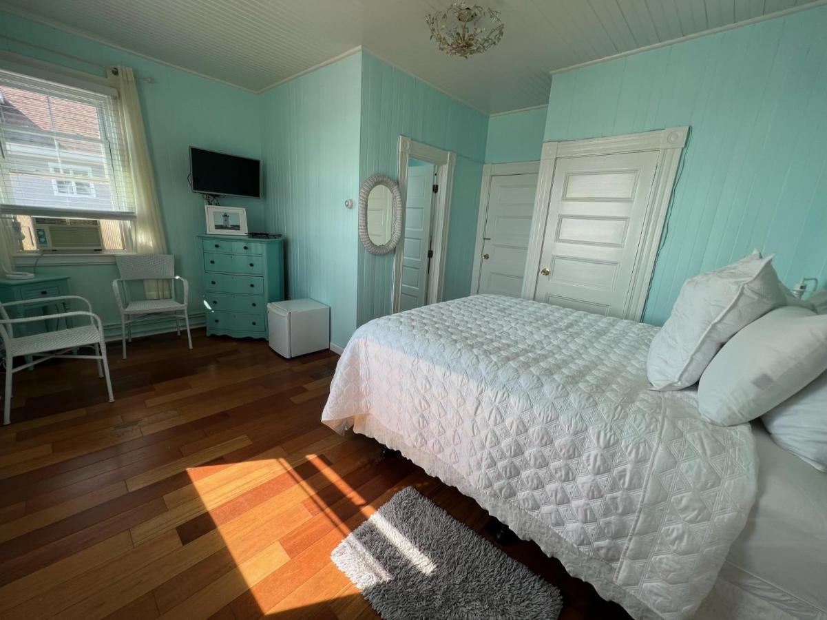 Inkwell Beach Cottage Оук-Блаффс Экстерьер фото
